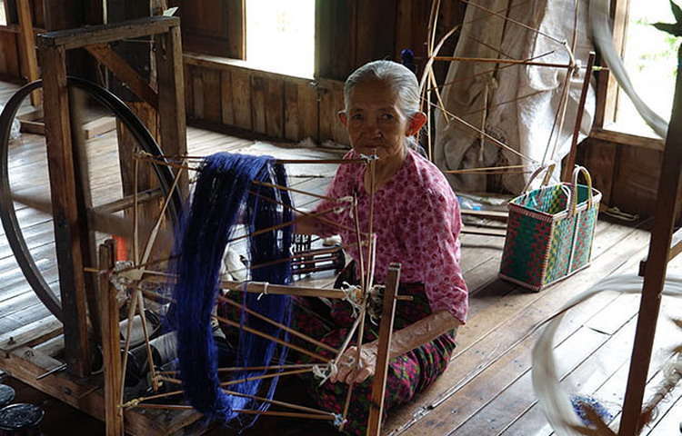 weaving-workshop